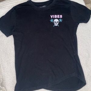 DK Active- Woman’s Small- Vibes